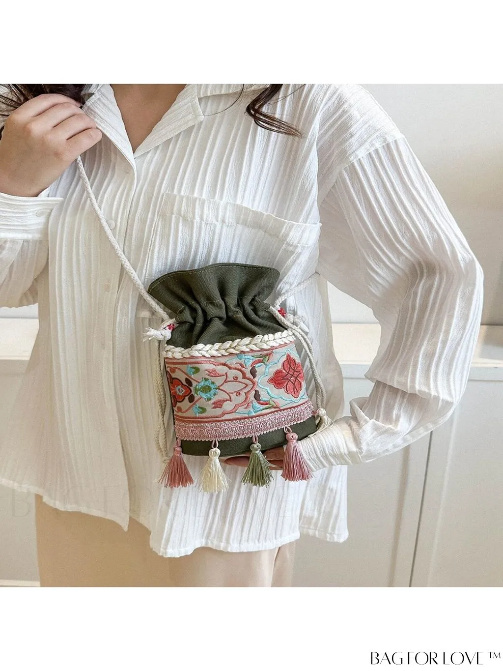 BagForLove - Chic Vintage Embroidered Bucket Bag with Tassel Accent - Crossbody for Sophisticated Women