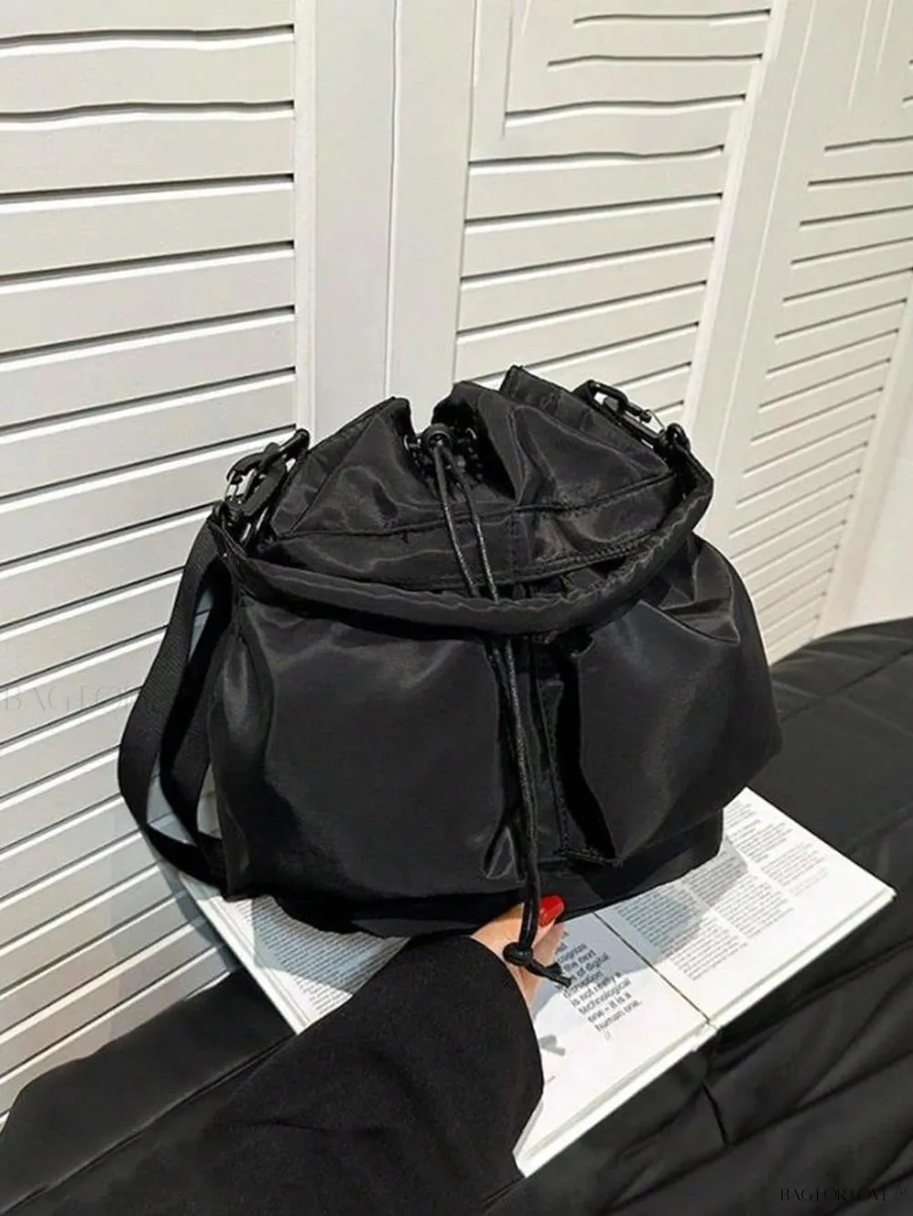 BagForLove - Large Capacity Shoulder Messenger Bag with Water-Resistant Fabric