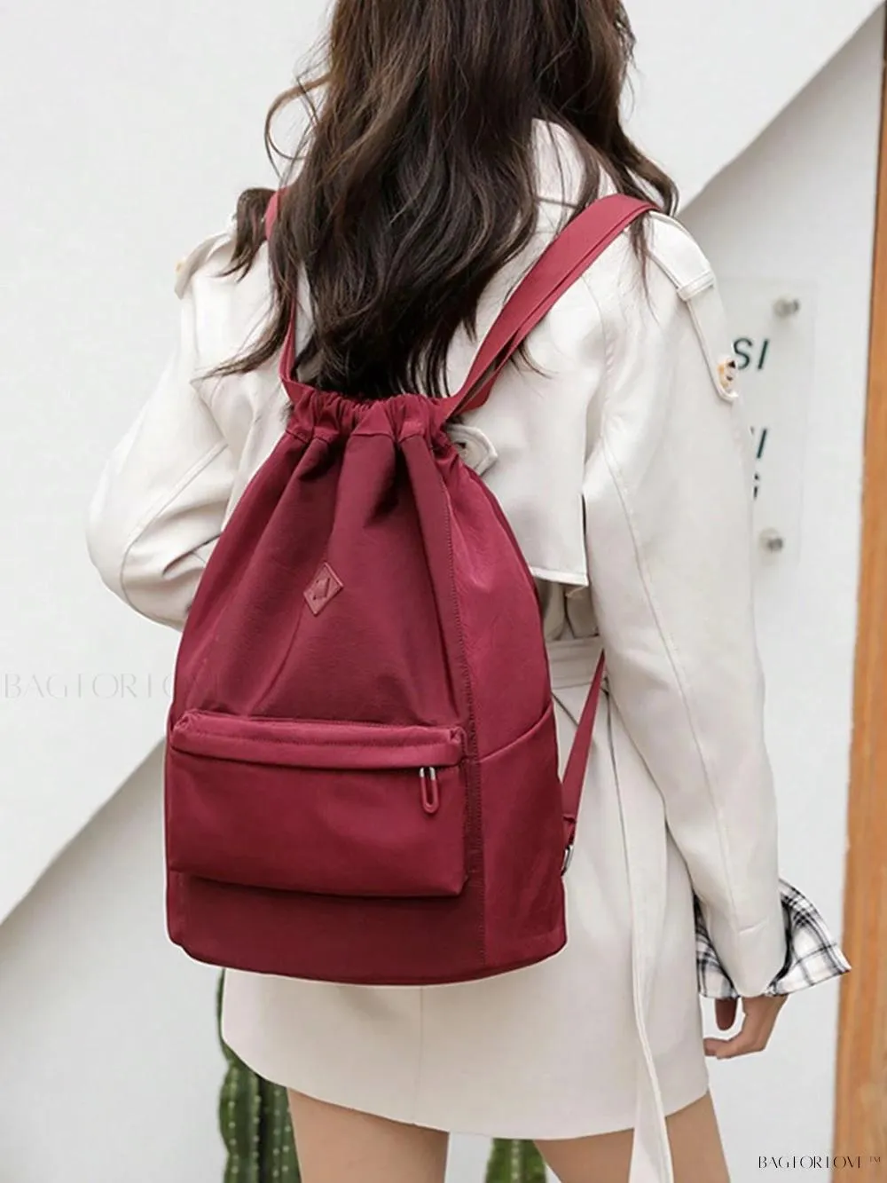 BagForLove - Lightweight Gym Bag with Cinching Closure and Storage Compartment