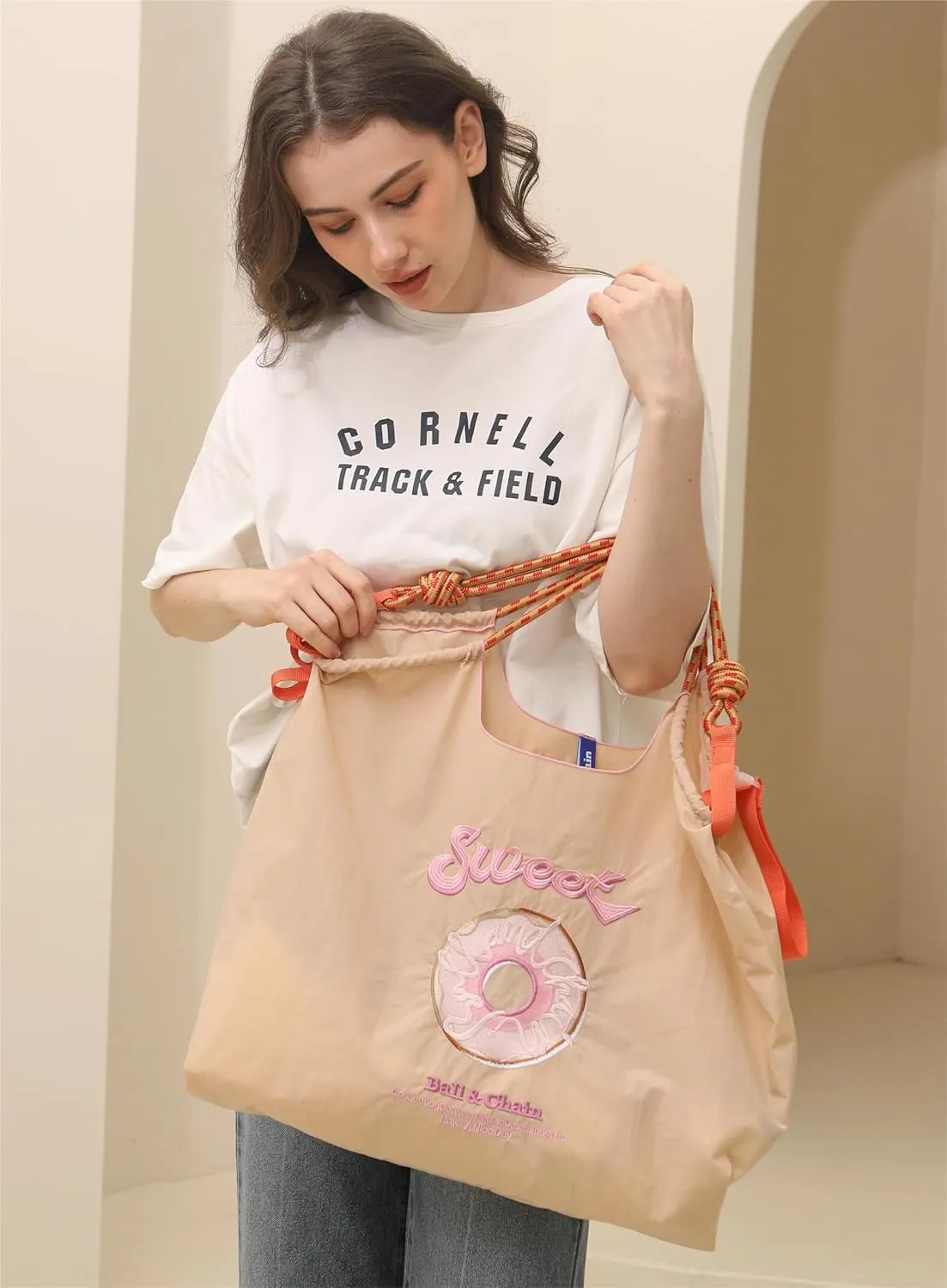 Ball&Chain Embroidered Doughnut Pattern Tote Bag，Women's Leisure Shopping Bag, 15x16 inches