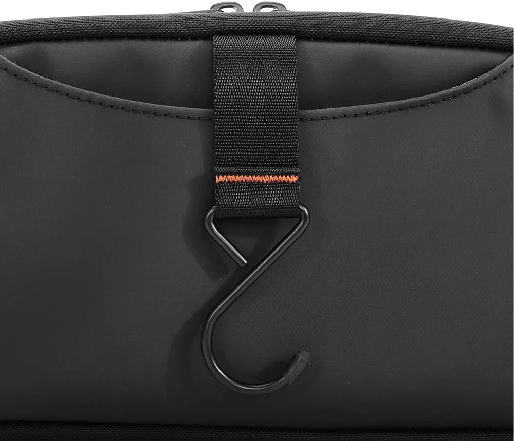 Briggs & Riley Baseline Toiletry Kits