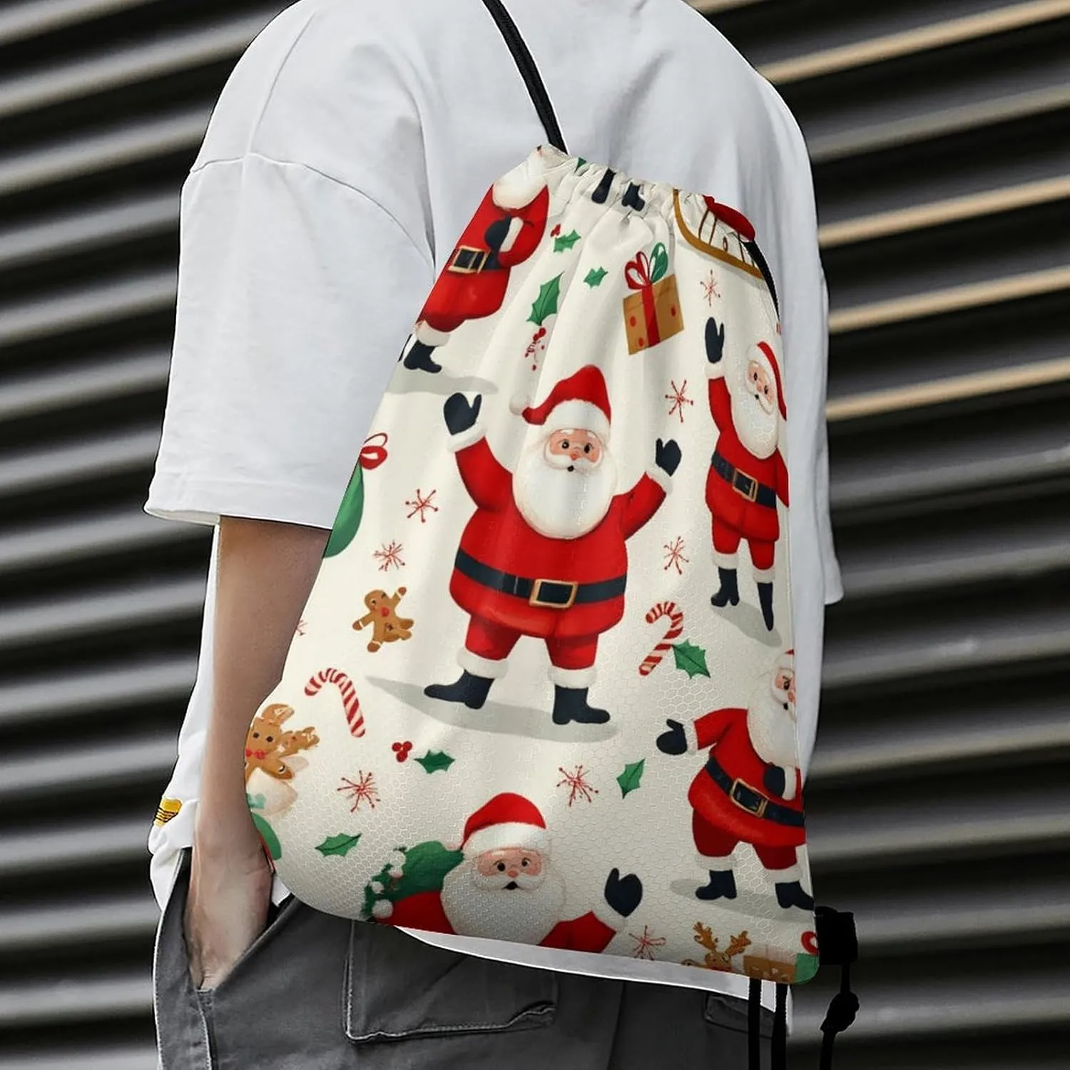 Cool Drawstring Bag for Men Women, Unisex Waterproof Sackpack Bags, Cute Cartoon Santa Claus Christmas Lightweight Backpack Shoulder Bag with Strap for Sports