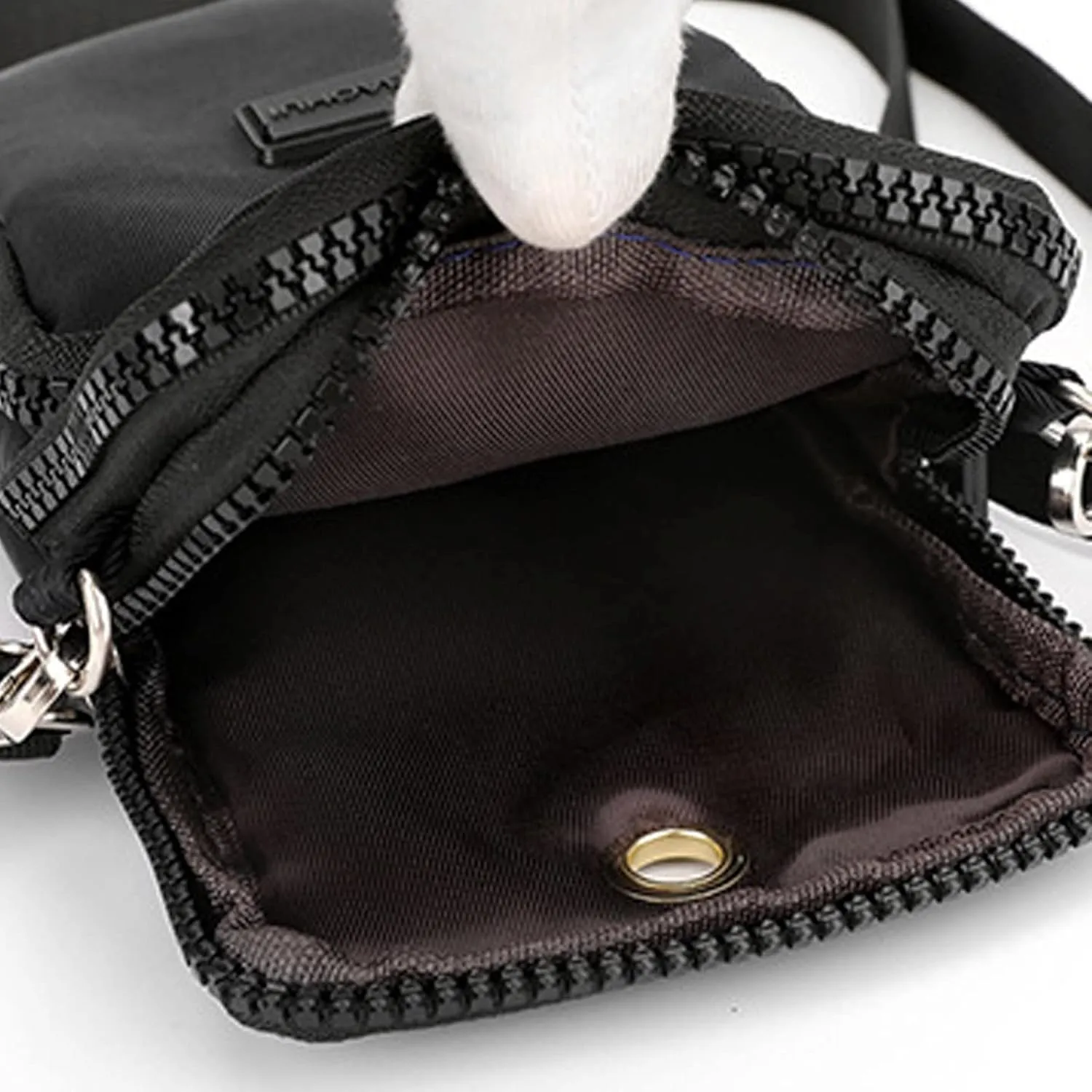 Designer Crossbody Bag for Women Multi Pocket Crossbody Purses Shoulder Handbags Waterproof Nylon Bag