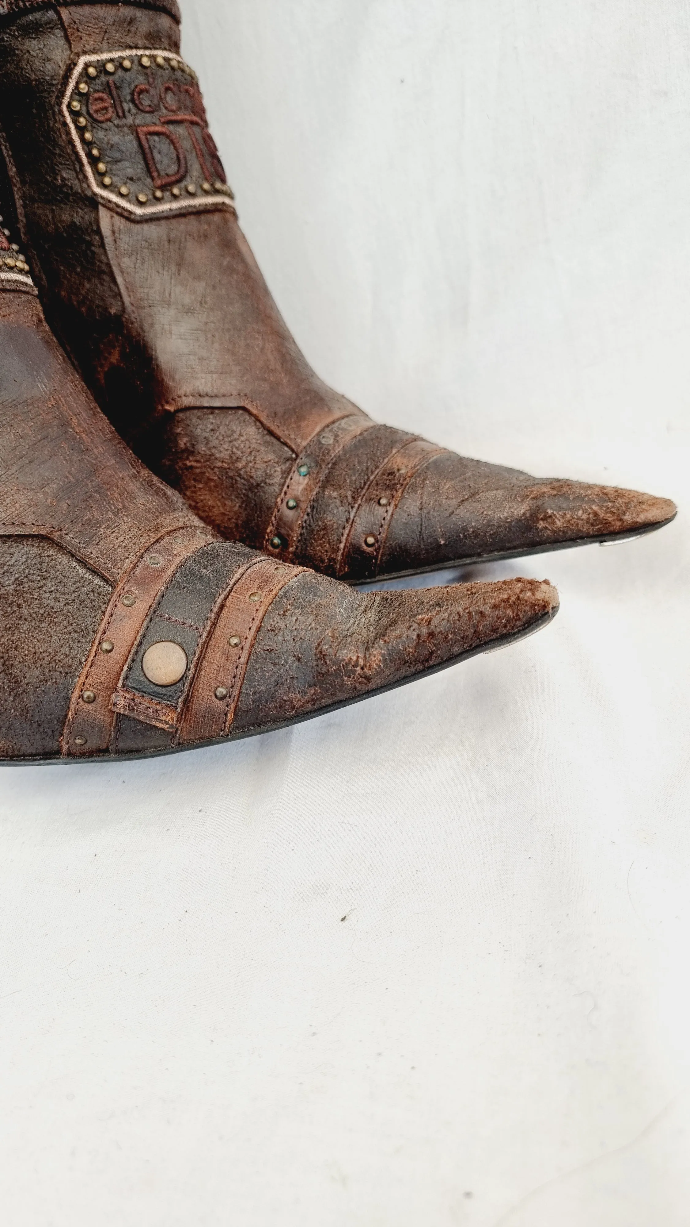 EU 38 / UK 5 El Dantes Boots