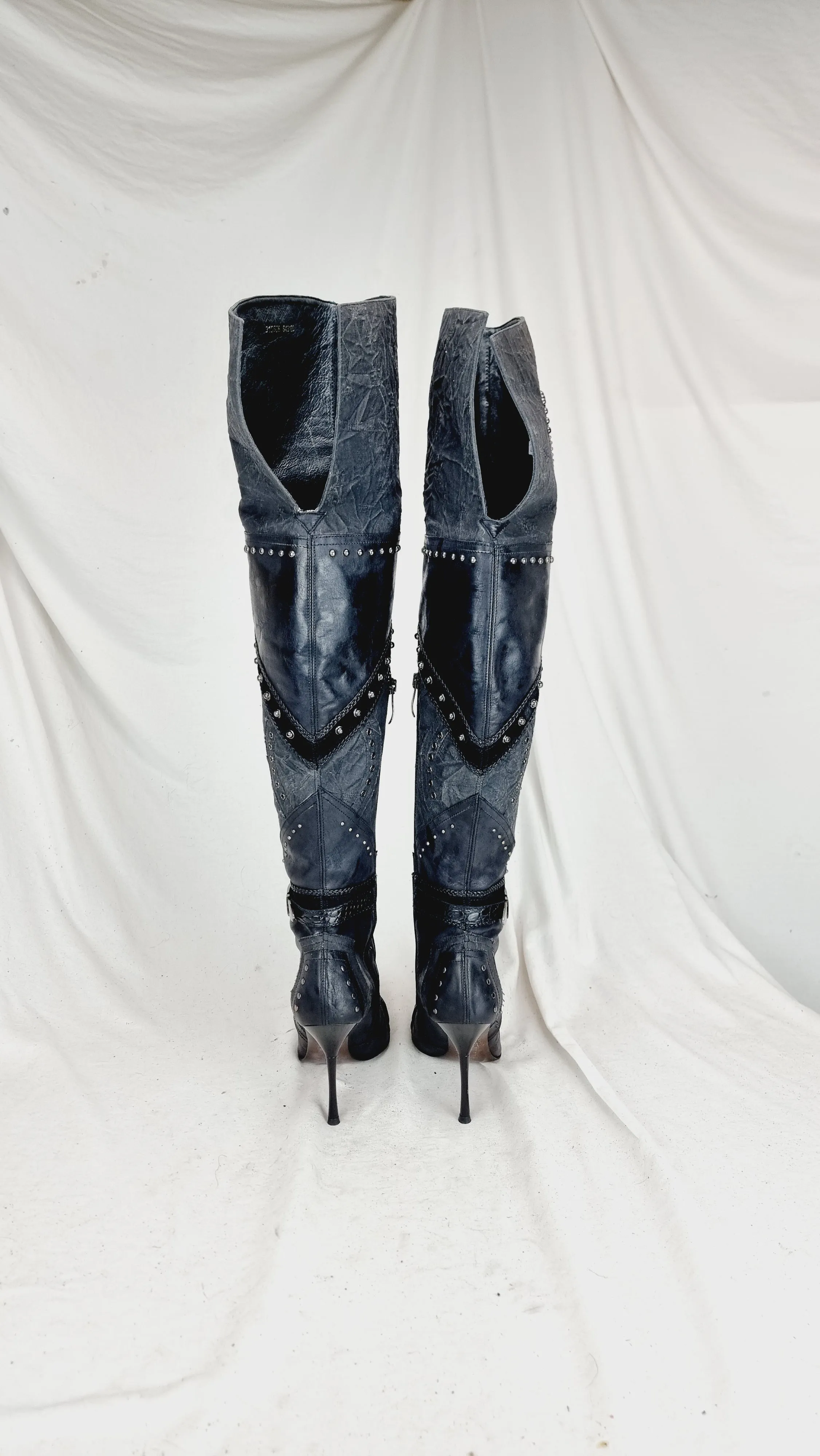 EU 40 / UK 7 El Dantes Boots