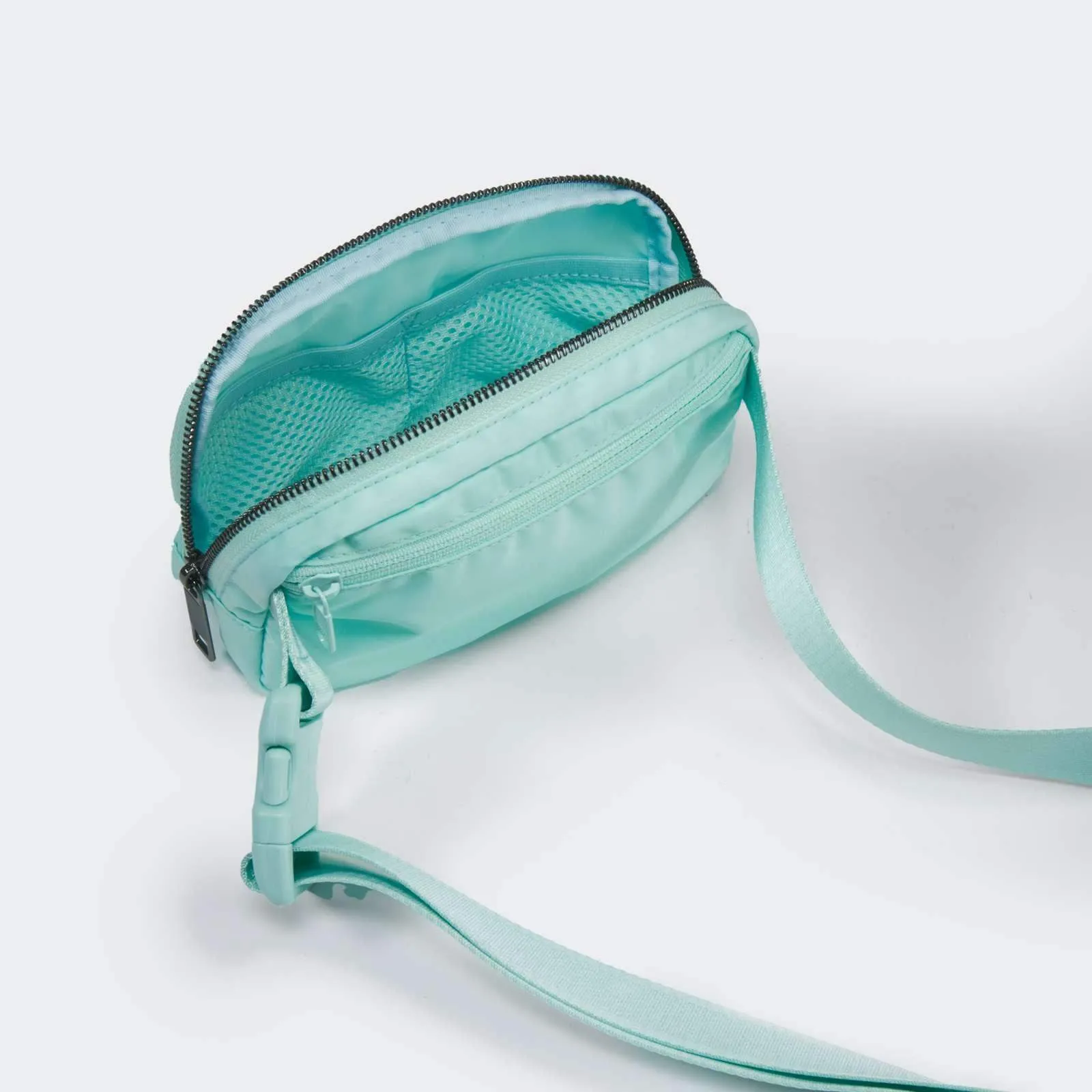 Everywhere Belt Bag 1L