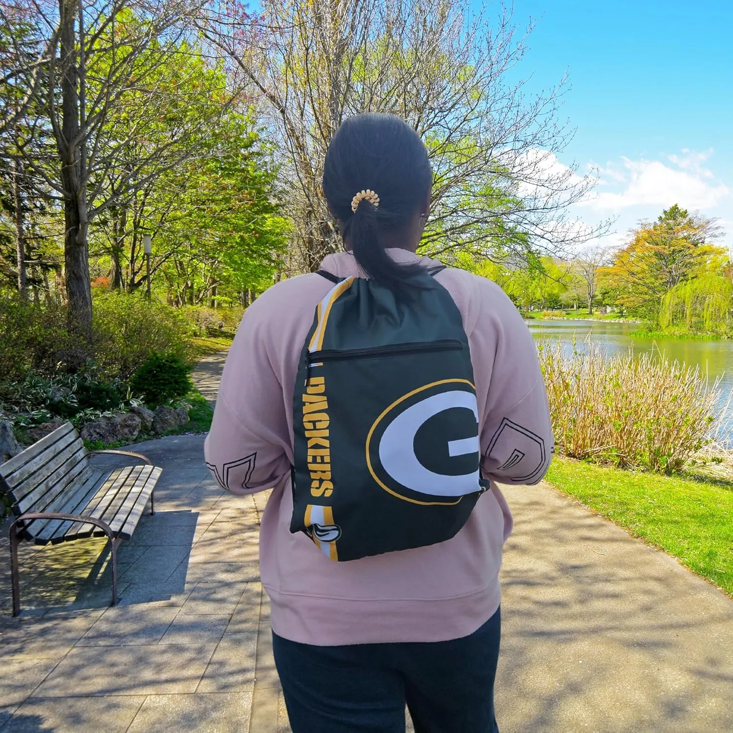 FOCO Green Bay Packers Big Logo Drawstring Backpack with Zippered Pocket Limited Edition NFL Gear for the NFC North Officially Licensed Packers Fan Gear