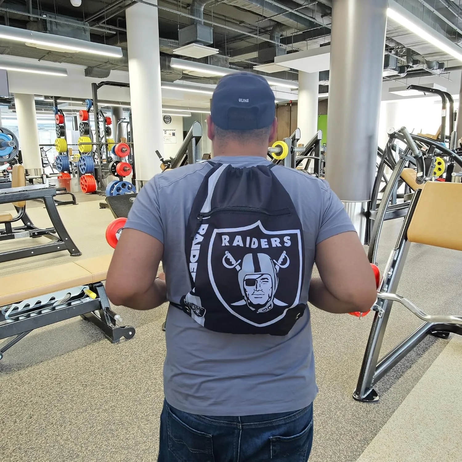 FOCO Las Vegas Raiders Big Logo Drawstring Backpack with Zippered Pocket – Limited Edition Raiders Bag – NFL Gear for the AFC West – Show Your Team Spirit with Officially Licensed Raiders Fan Gear