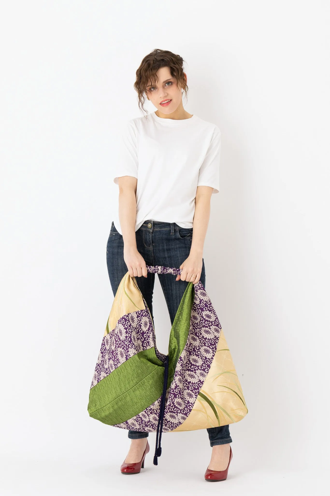 Grass and Chrysantemum Embroidered Boho Bag