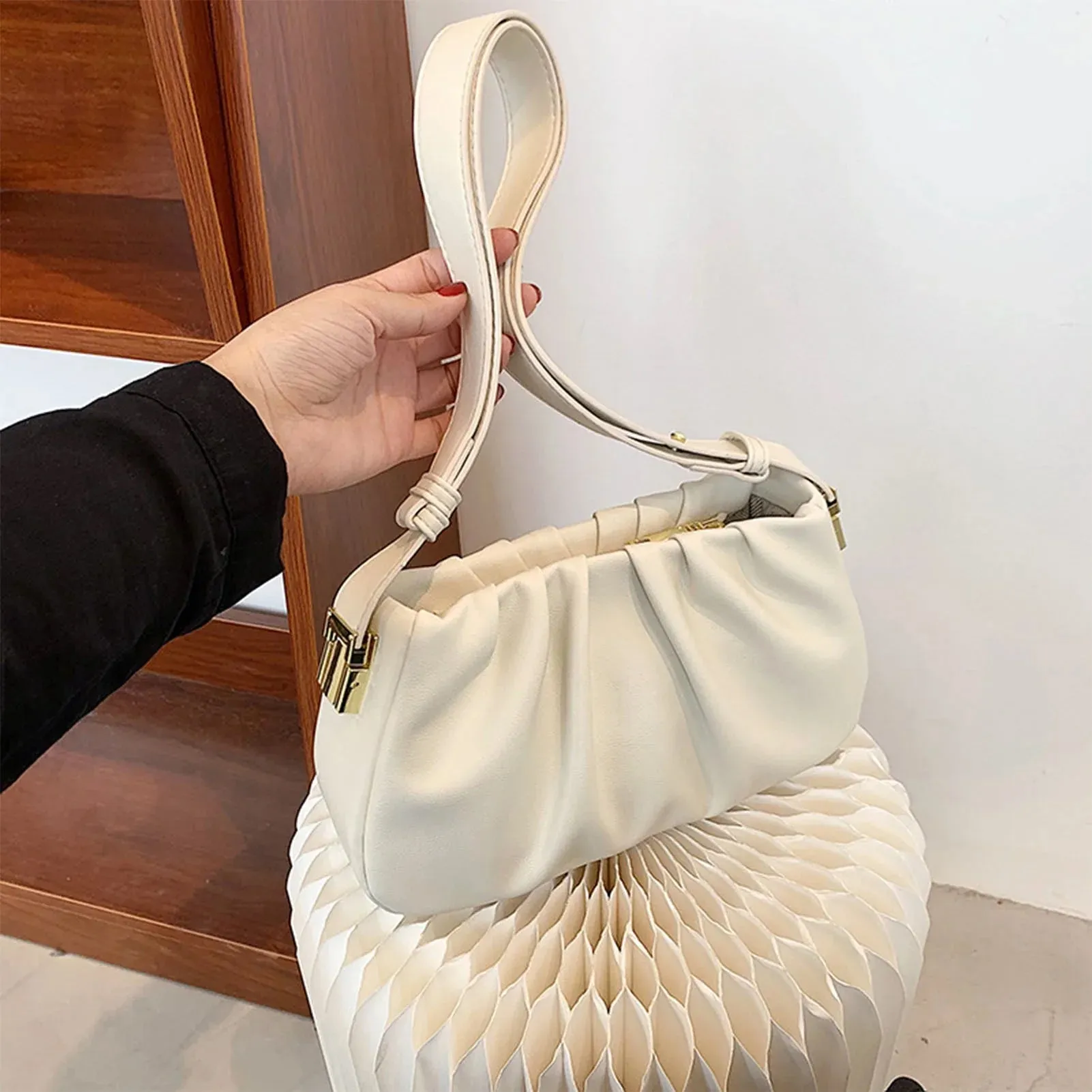 Holly | Stylish Ruched Handbag with Adjustable Handle