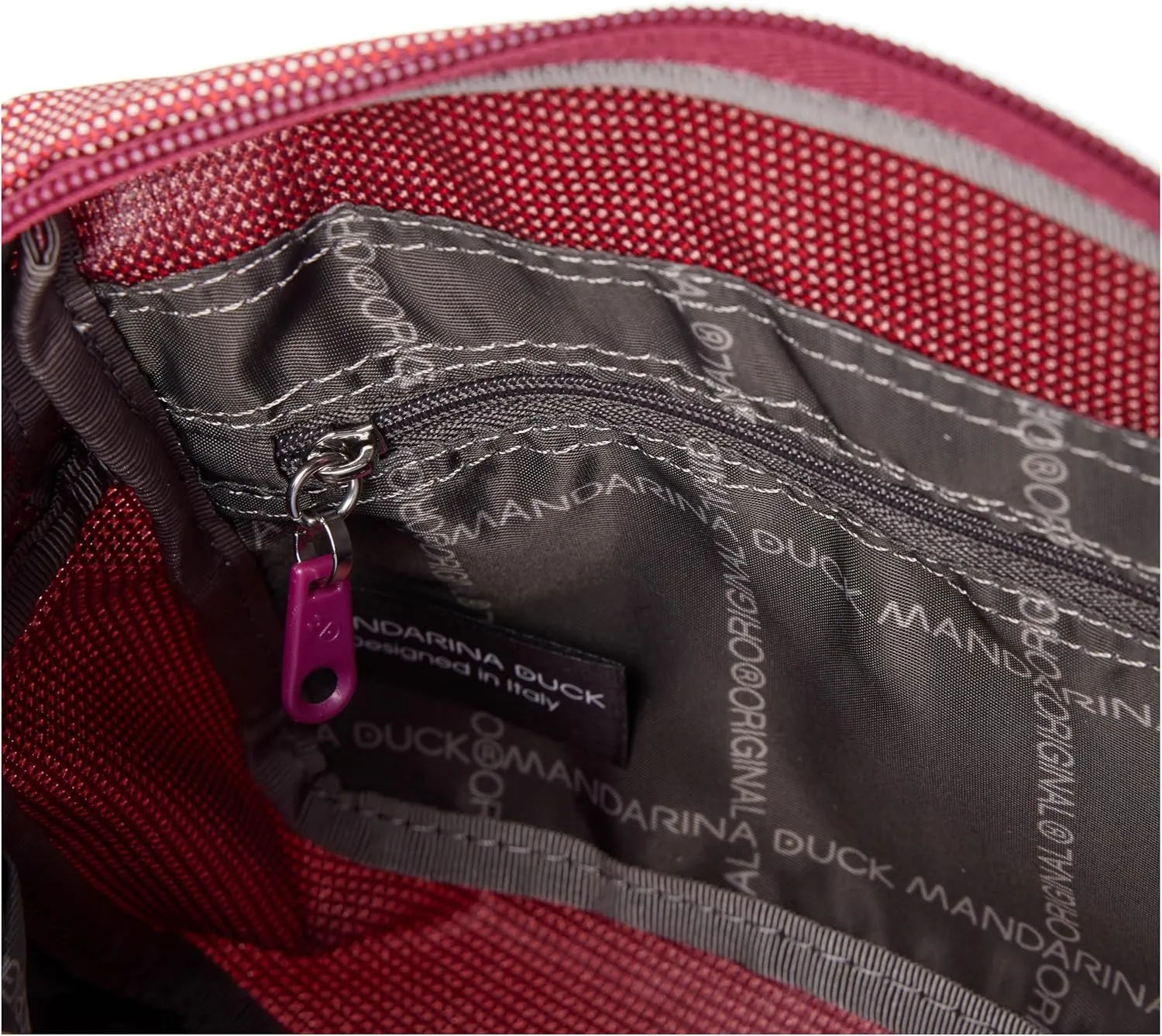 Mandarina Duck womens medium 20 crossover