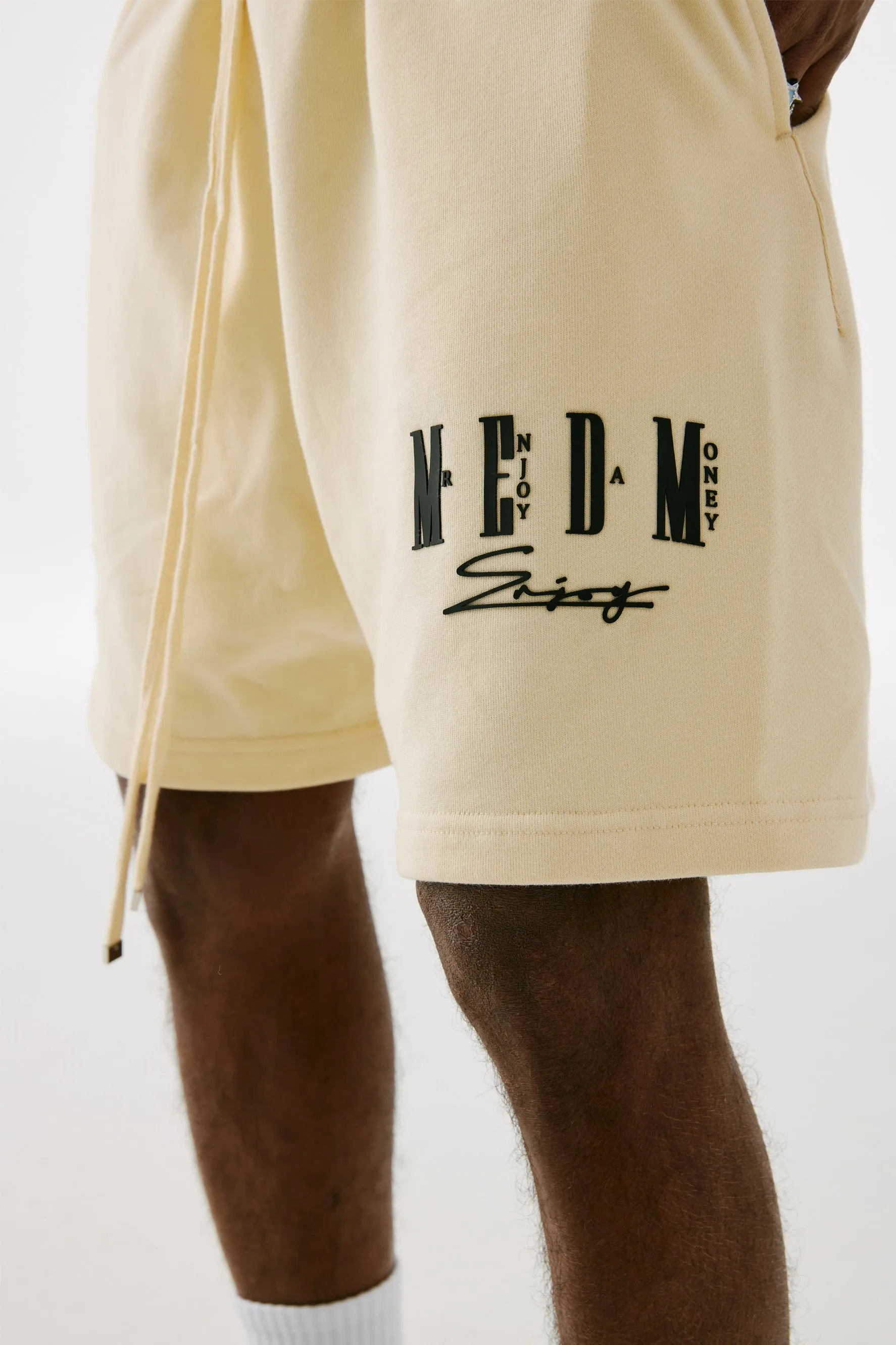 MEDM DRAWSTRING SHORTS