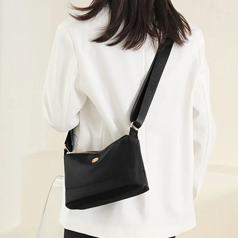 Multi-pocket Crossbody Bag