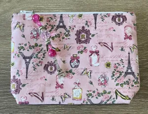 Paris Pouch with boxed bottom - 19.5cm x 14cm with Zipper Charm
