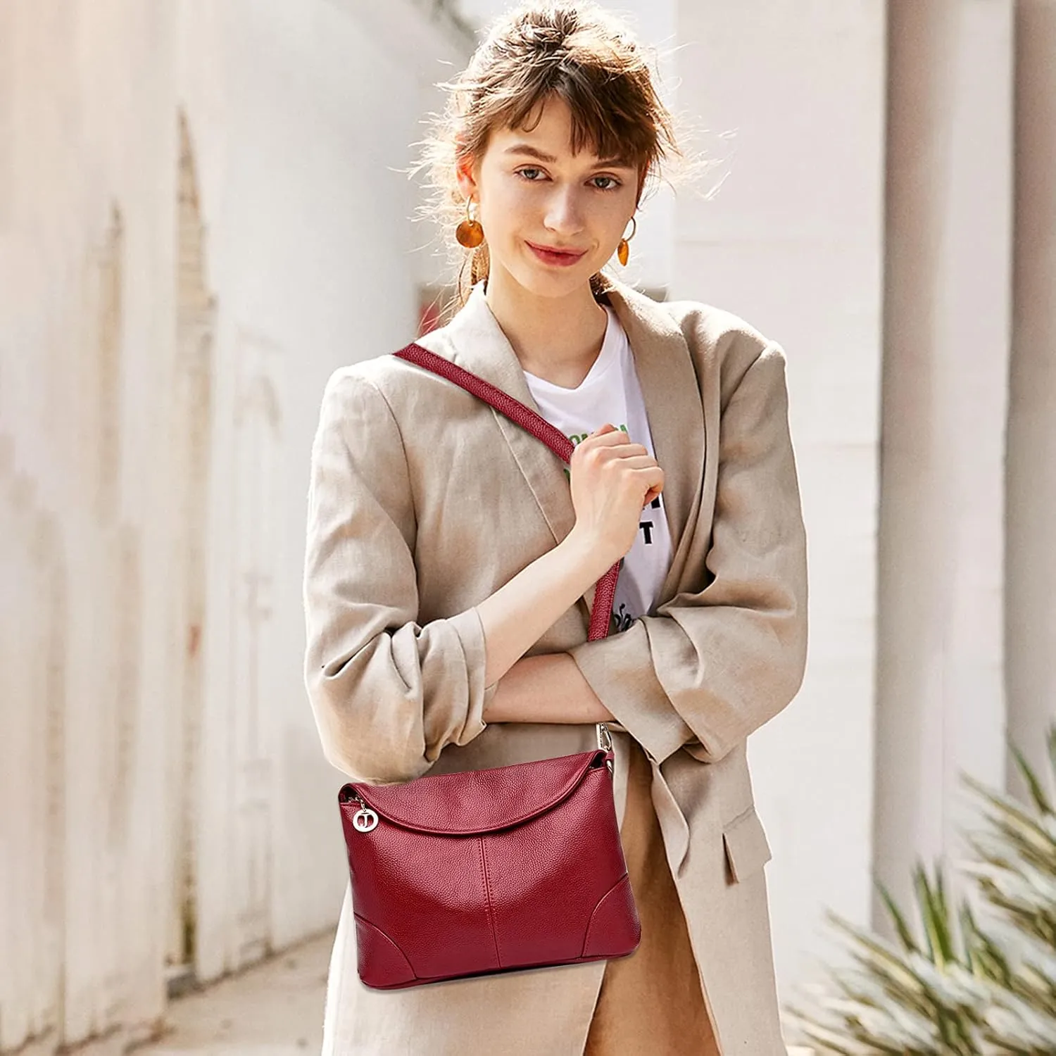 PORRASSO Women Crossbody Bag Fashion Shoulder Bag Handbags Ladies Satchel Waterproof Messenger Bag for Dating Work Travel Daily Use Red