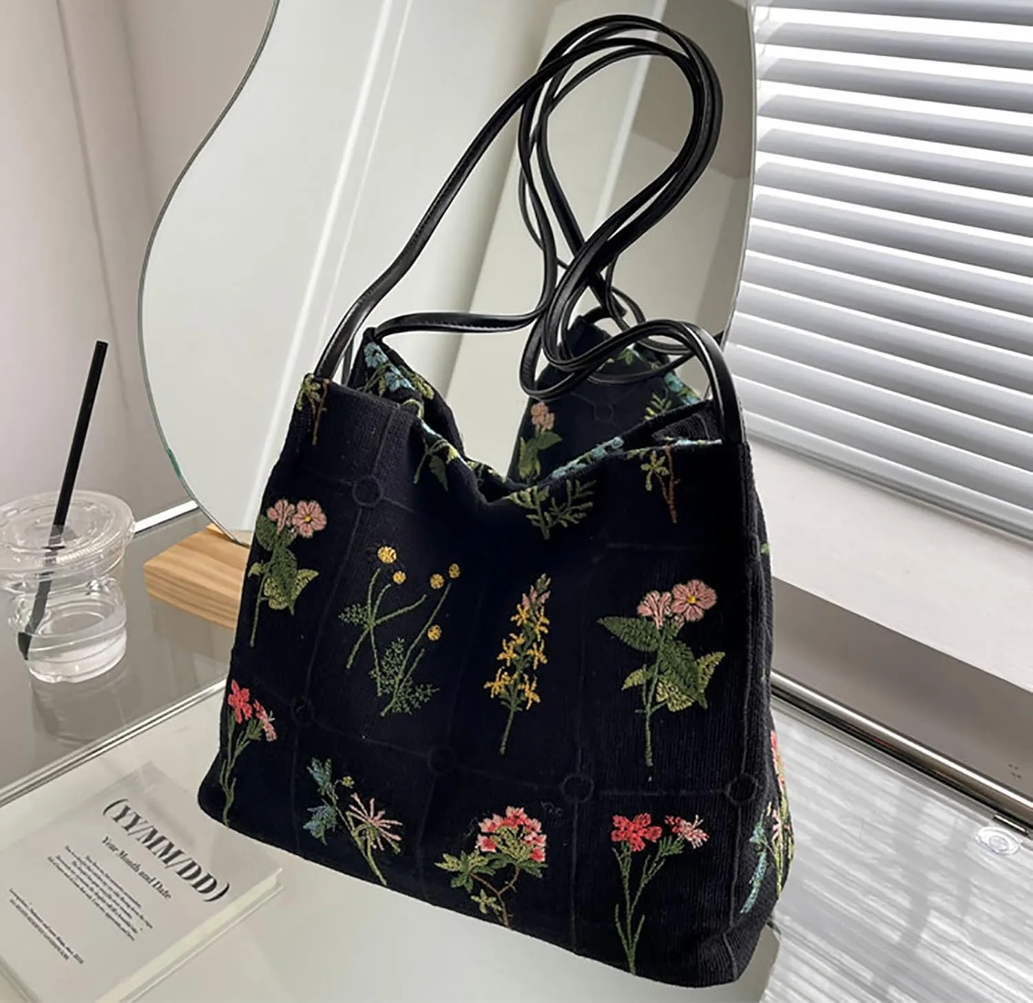 Stylish Large Capacity Embroidered Tote Bag for Women Trendy Shoulder Bag with Exquisite Embroidery
