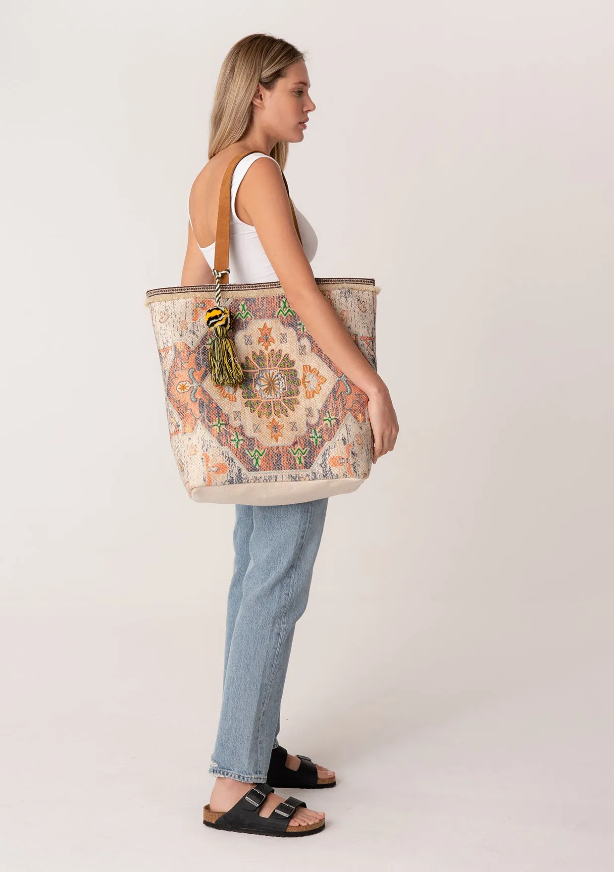 Tapestry Printed Embroidered Tassel Tote Bag