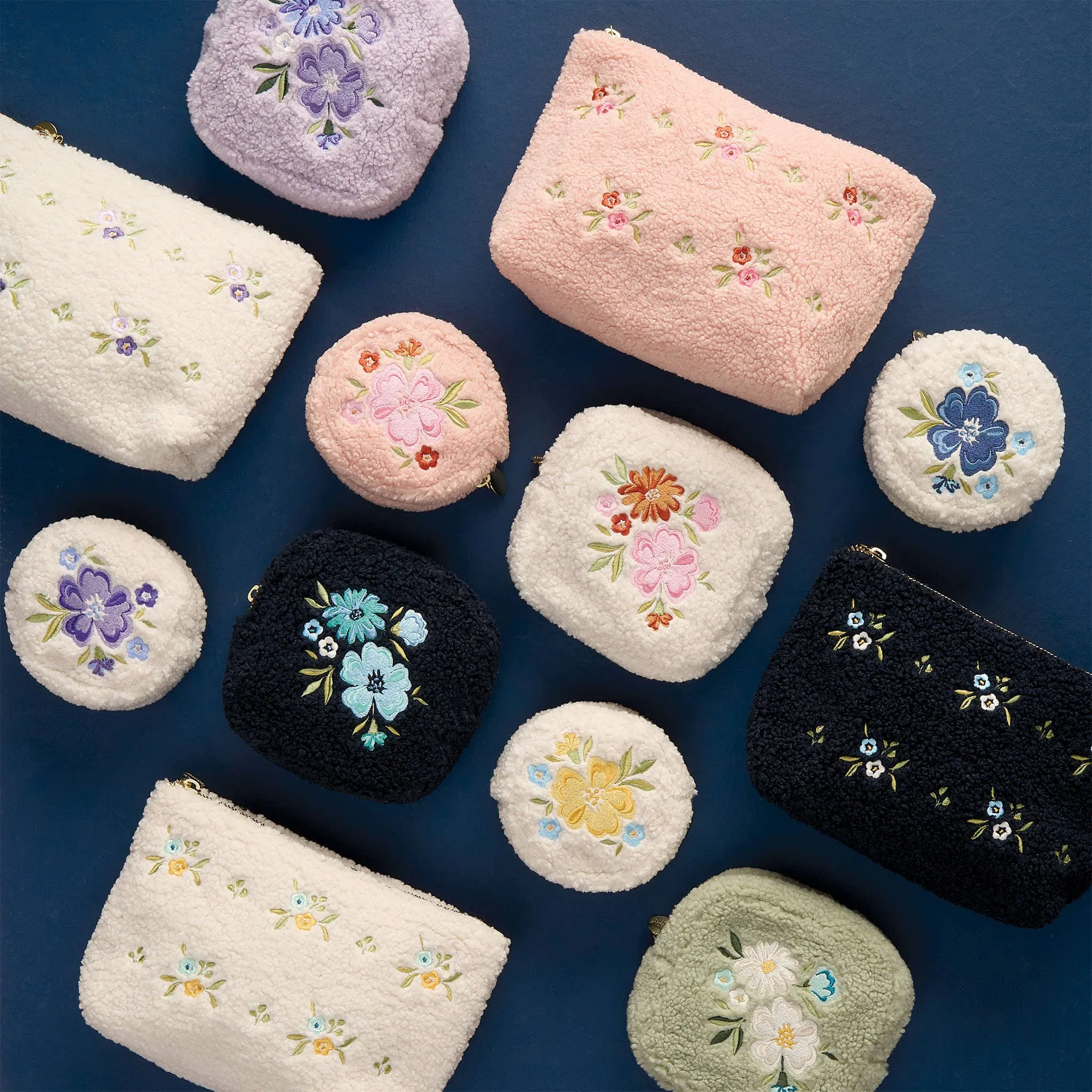 Teddy Pouch-Dainty Floral Navy