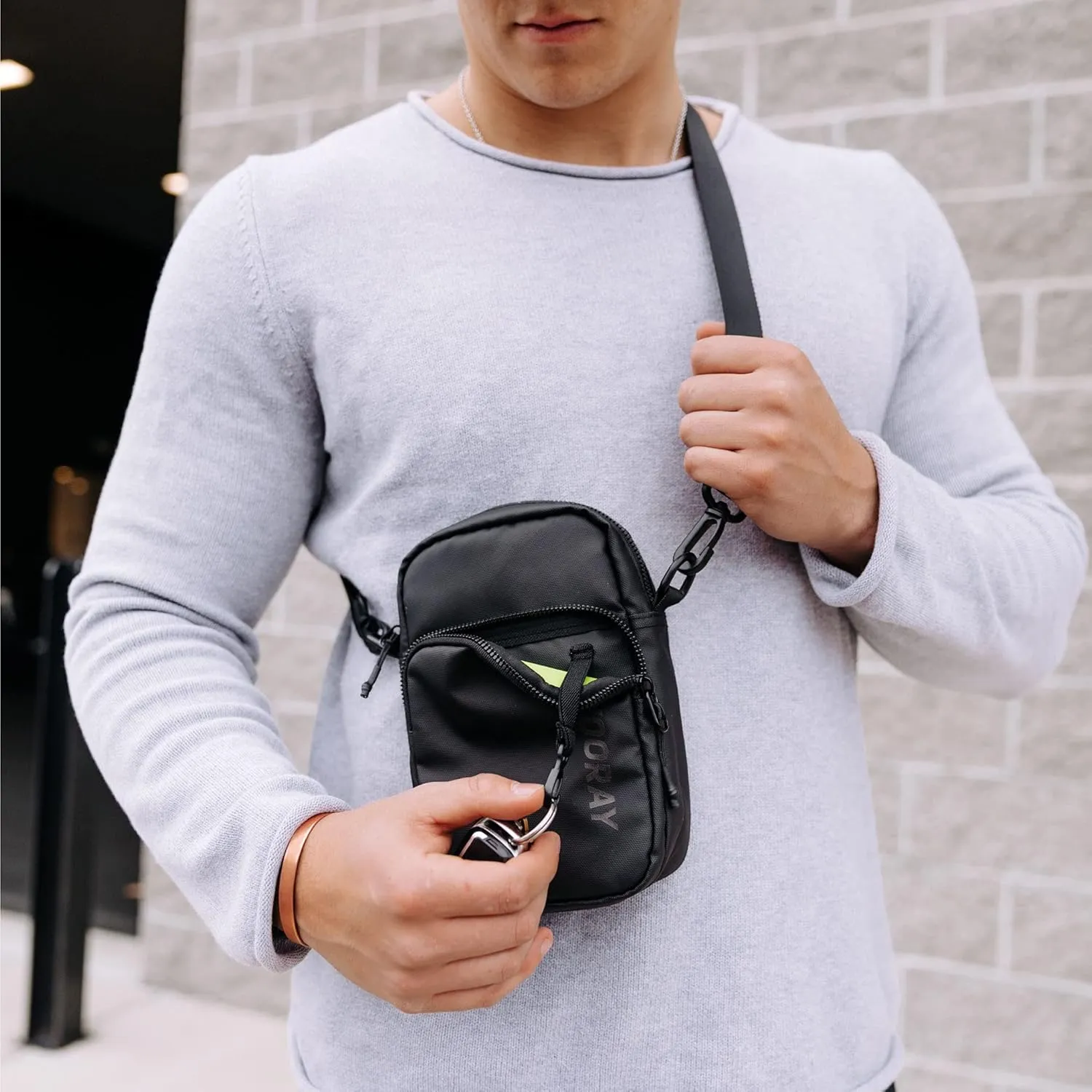VOORAY 1L Lightweight Core Crossbody Bag – Adjustable Belt Bag for Gym & Travel