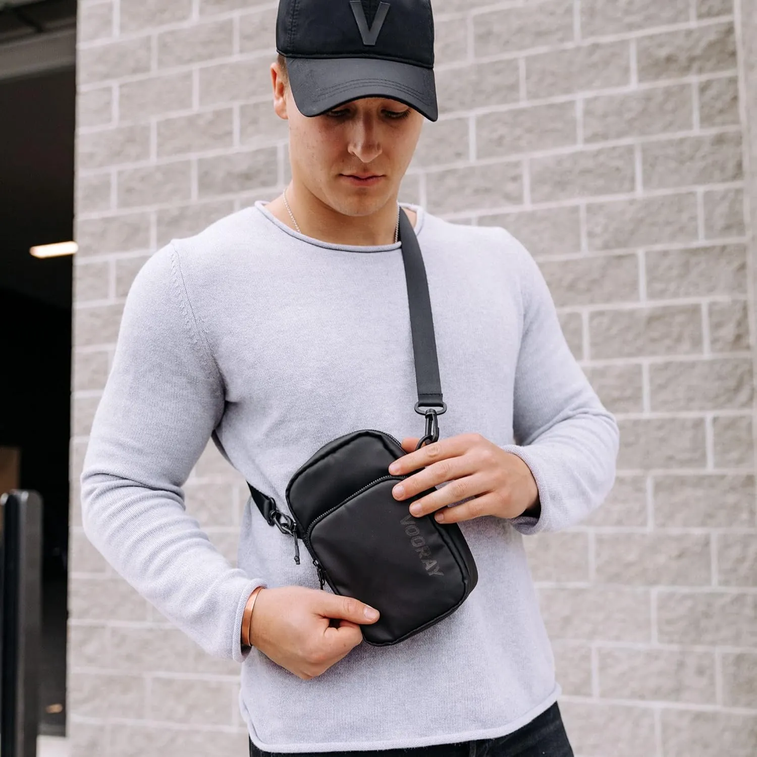 VOORAY 1L Lightweight Core Crossbody Bag – Adjustable Belt Bag for Gym & Travel