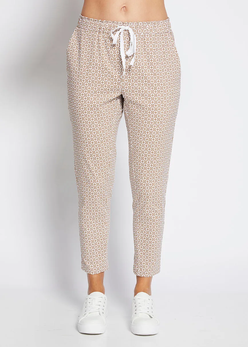Weekend printed bengaline drawstring pant in Praline Tile