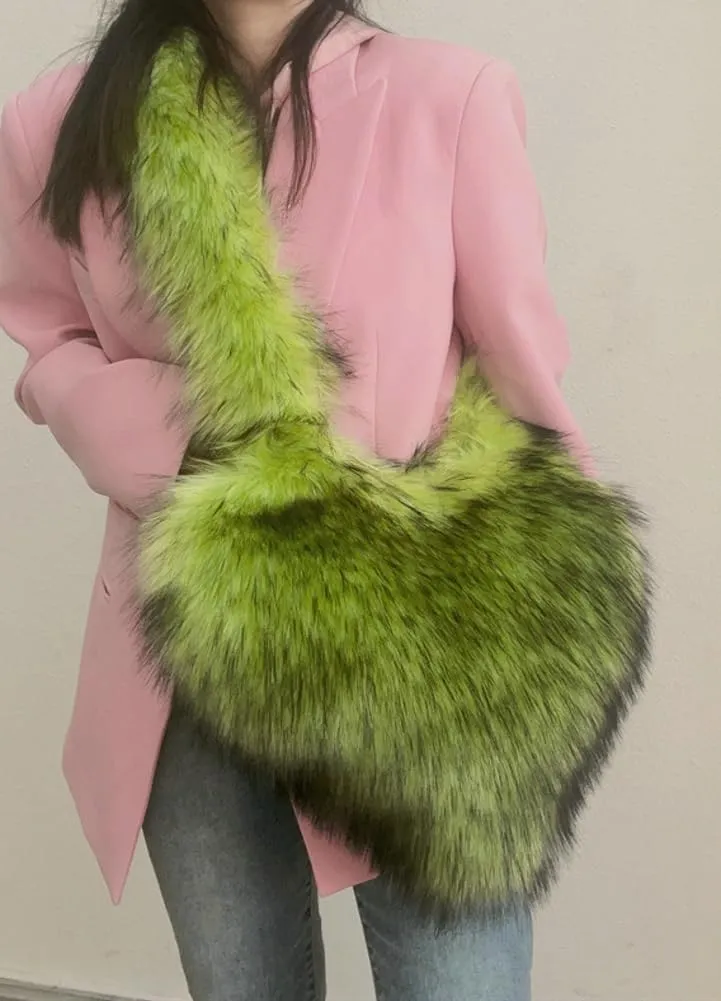 Women's Faux Fur Shoulder Purse Fleece Love Bag Heart Shape Y2k Crossbody Bag Chic Handbag Shoulder Bag