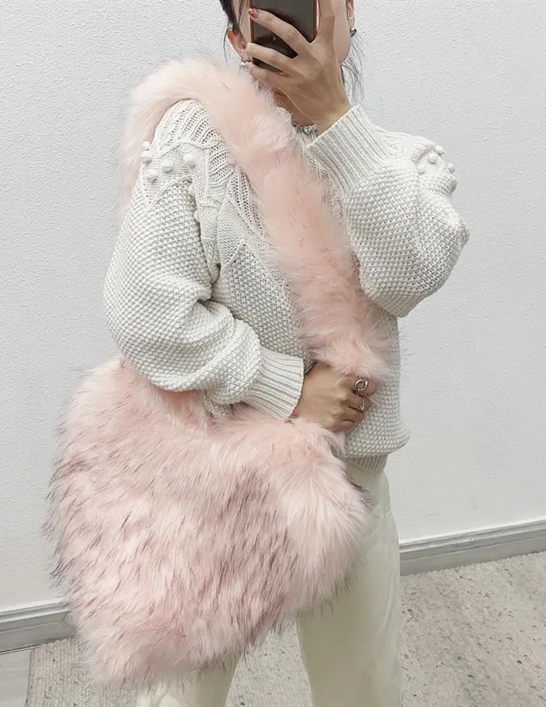 Women's Faux Fur Shoulder Purse Fleece Love Bag Heart Shape Y2k Crossbody Bag Chic Handbag Shoulder Bag