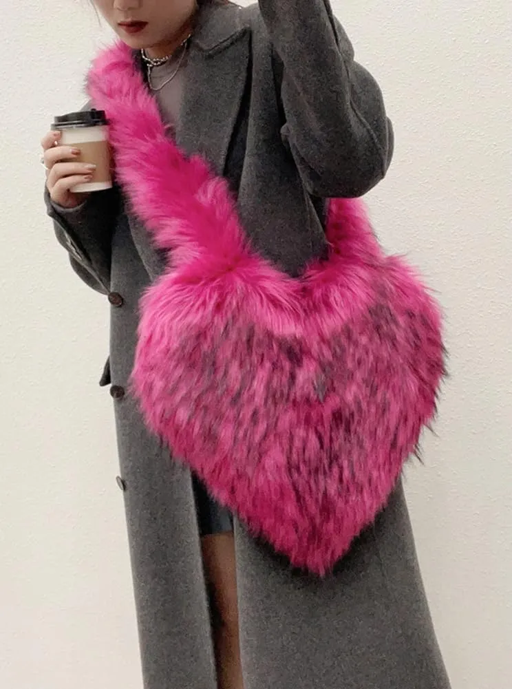 Women's Faux Fur Shoulder Purse Fleece Love Bag Heart Shape Y2k Crossbody Bag Chic Handbag Shoulder Bag