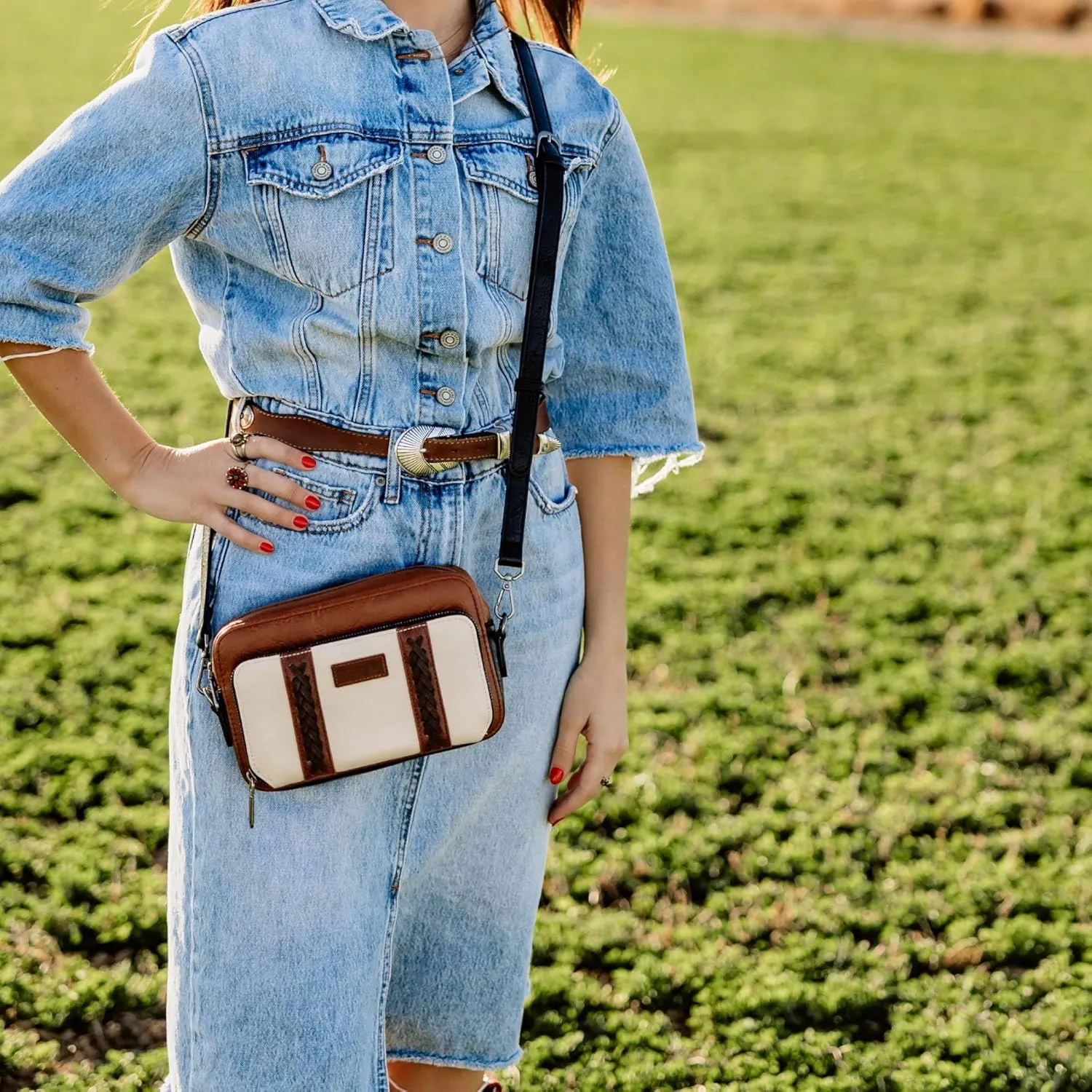Wrangler Crossbody Bag for Women Shoulder Purse Small Multi Pocket Crossover Bag with Adjustable Strap